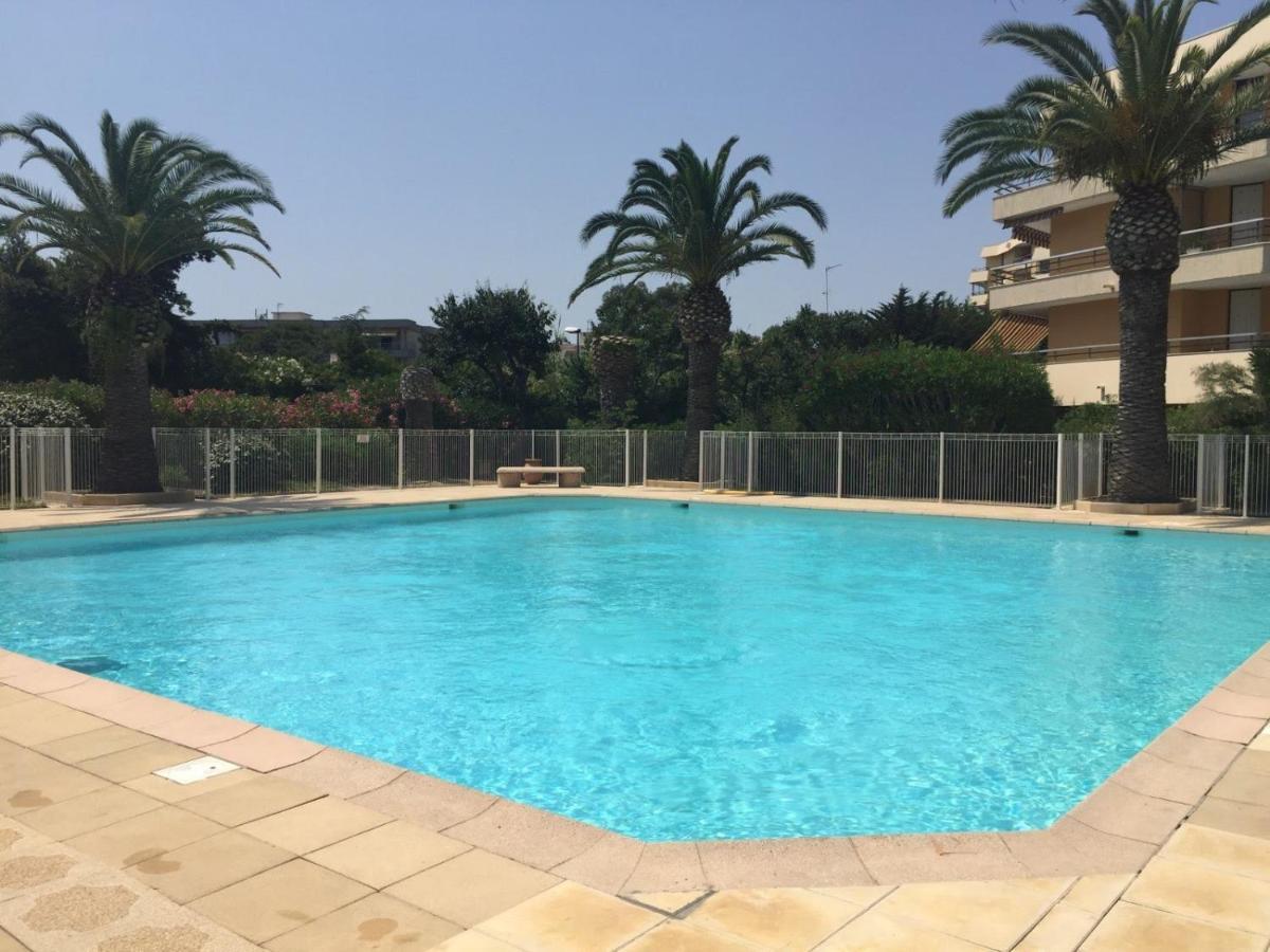 Frejus Plage T2, Piscine, Parking, Plages A 200M Exterior foto